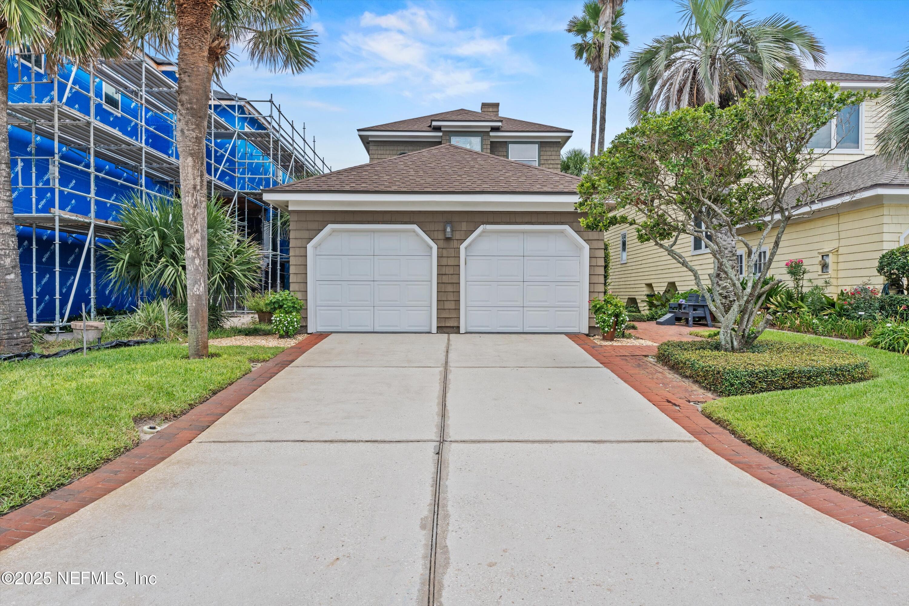 1819 OCEAN Drive S