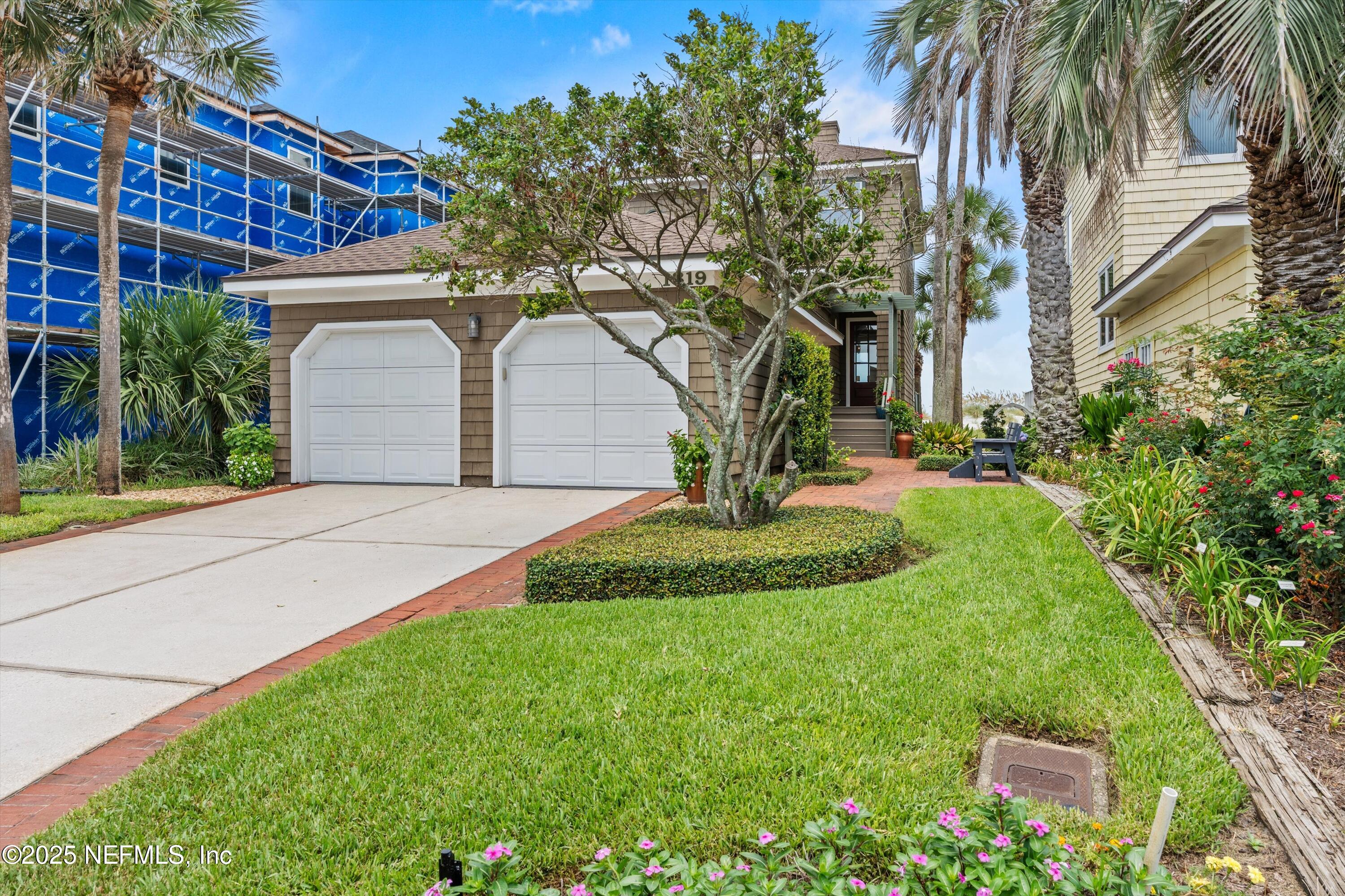 1819 OCEAN Drive S