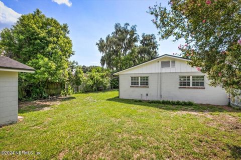 A home in Jacksonville