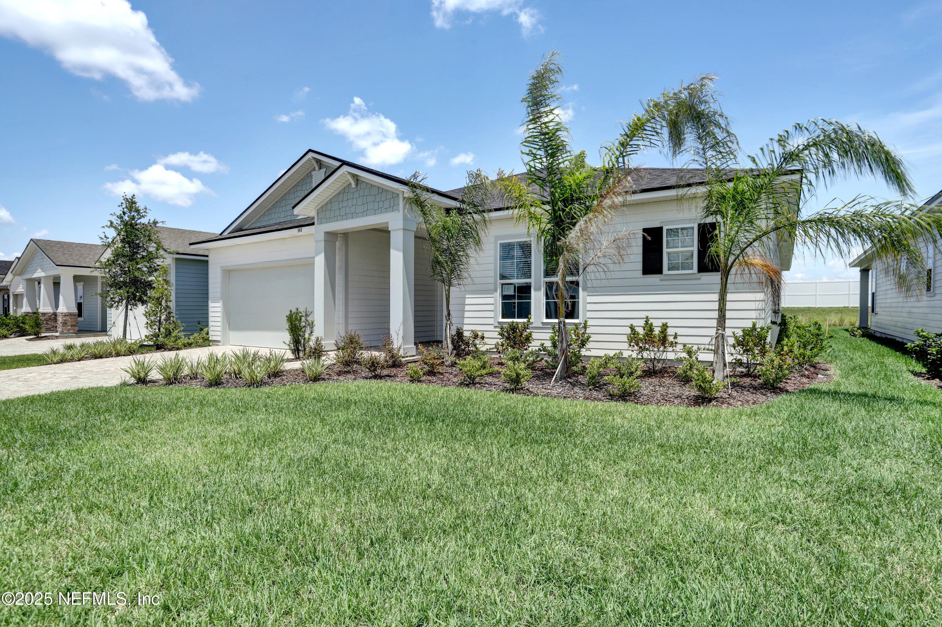97 SWAYING TREE Avenue