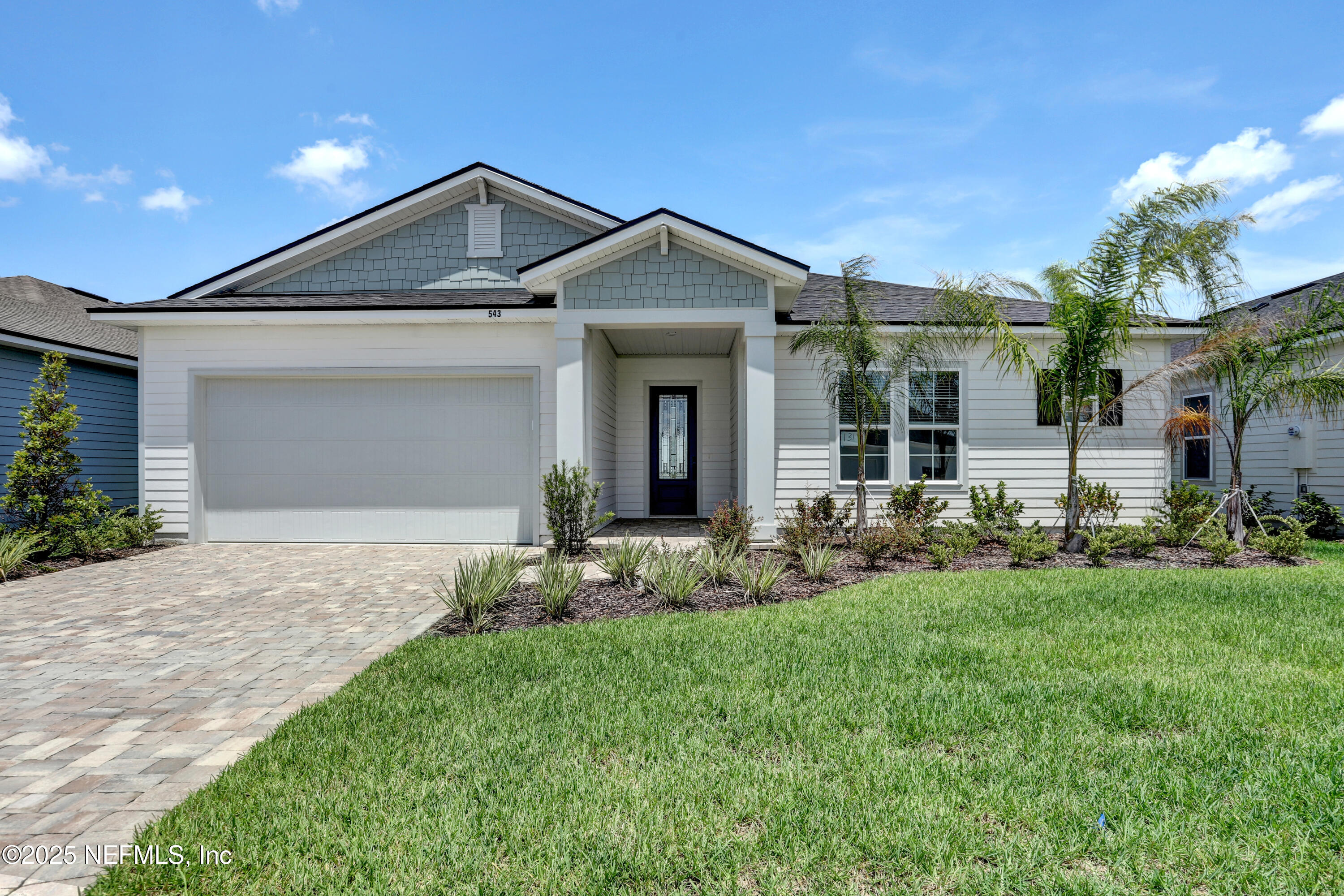 97 SWAYING TREE Avenue