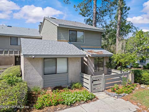 Photo of 7701 BAYMEADOWS Circle W #1085, Jacksonville, FL 32256 (MLS # 2160406)