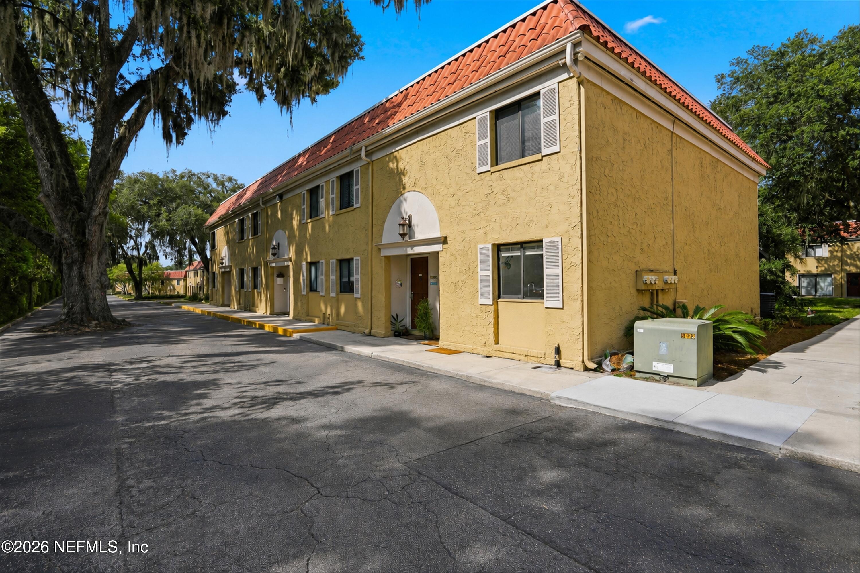 5811 ATLANTIC Boulevard 177