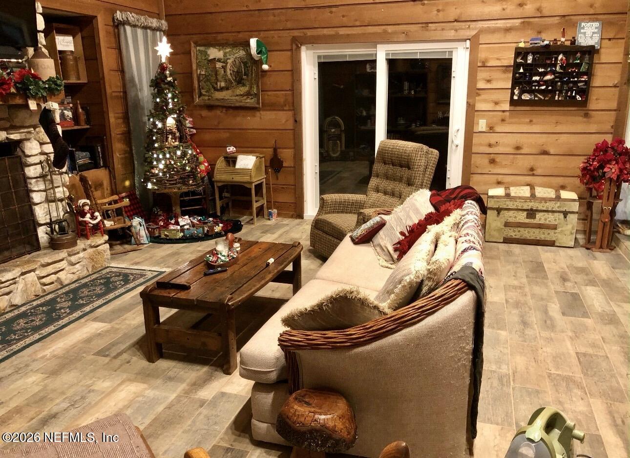 1131 CACTUS CUT Road