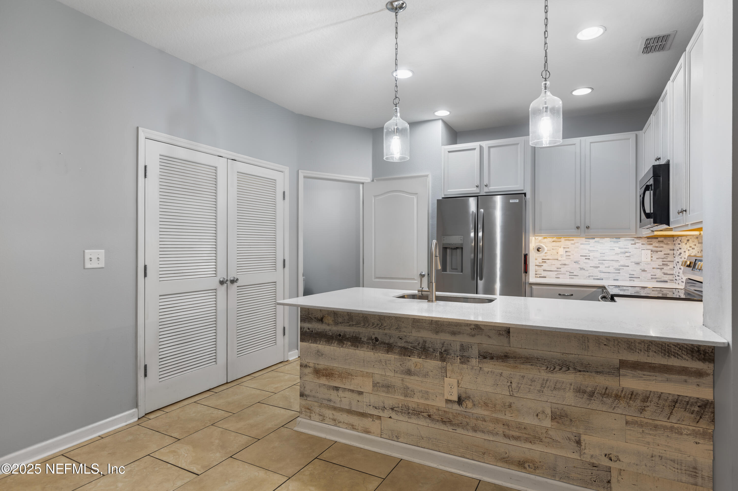 5950 BARTRAM VILLAGE Drive