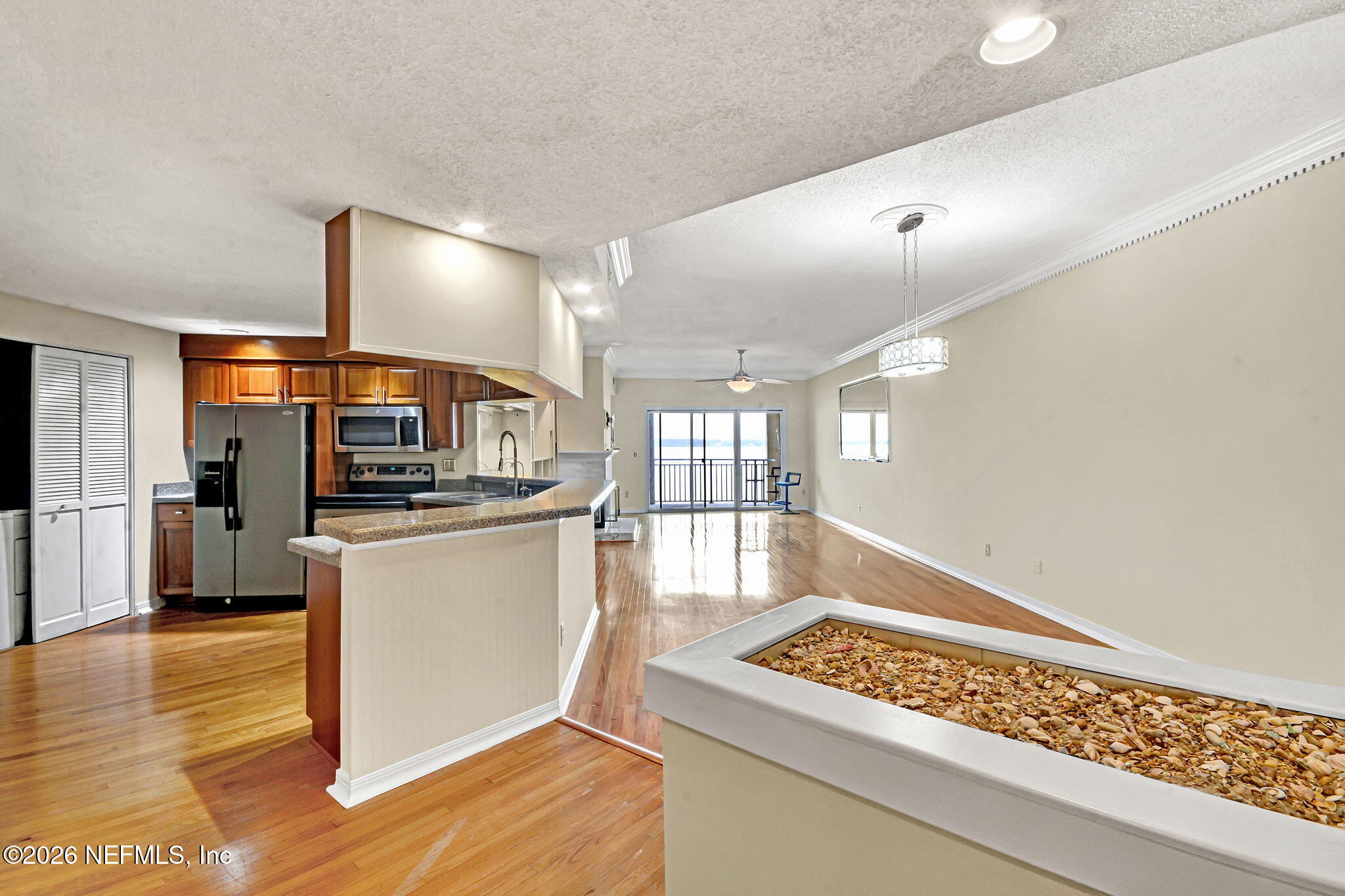 2099 WINTERBOURNE 306 - Photo 4