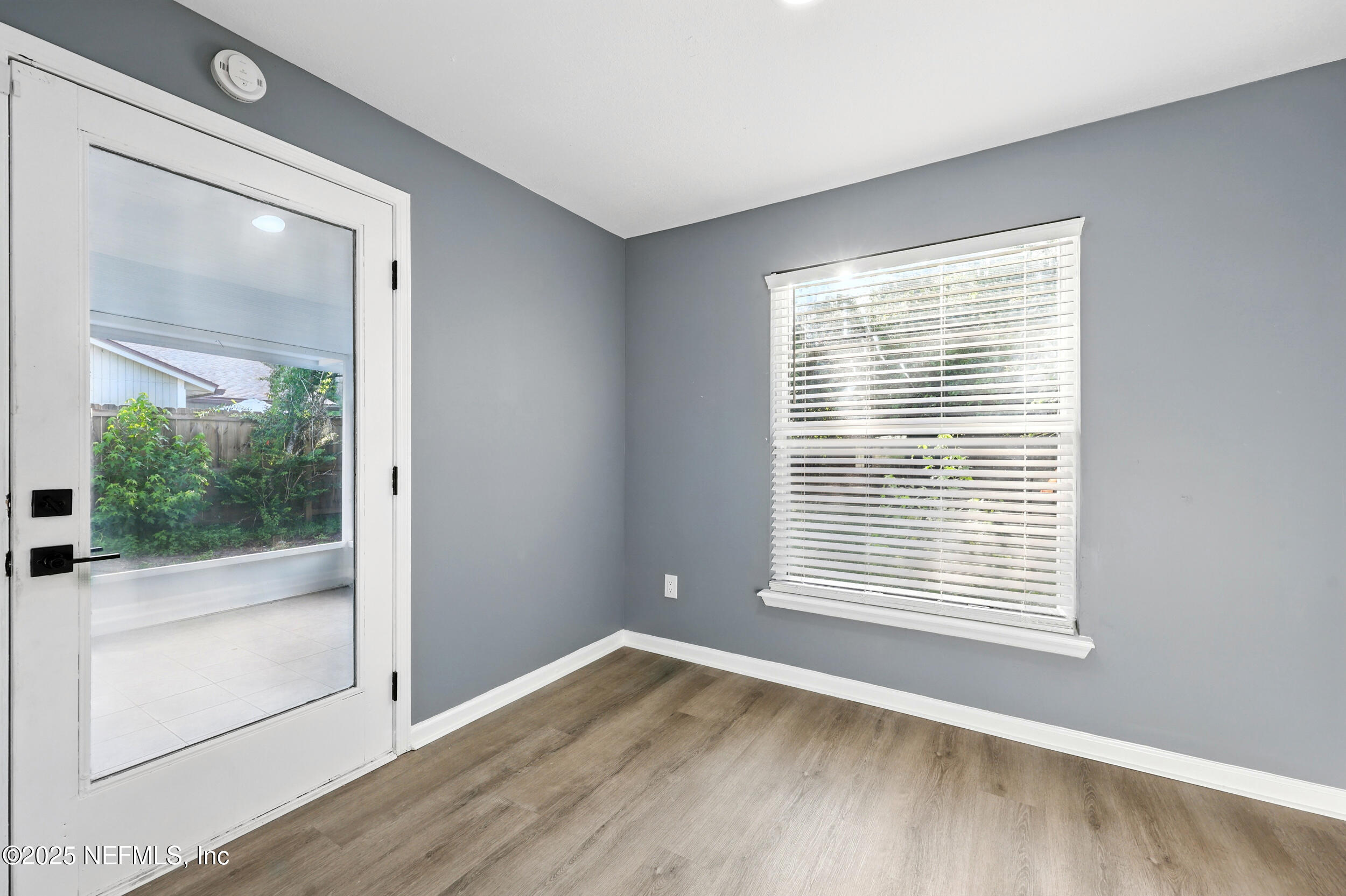 1662 SANDY HOLLOW Loop