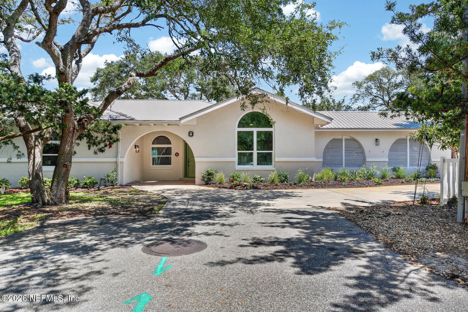 5 SANTA MARIA Lane