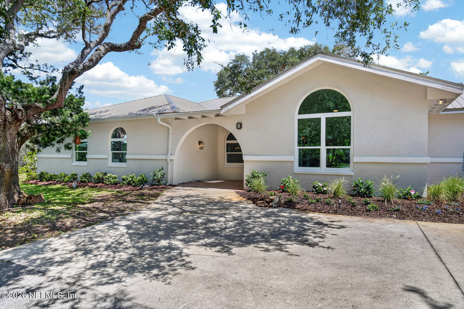 5 SANTA MARIA Lane