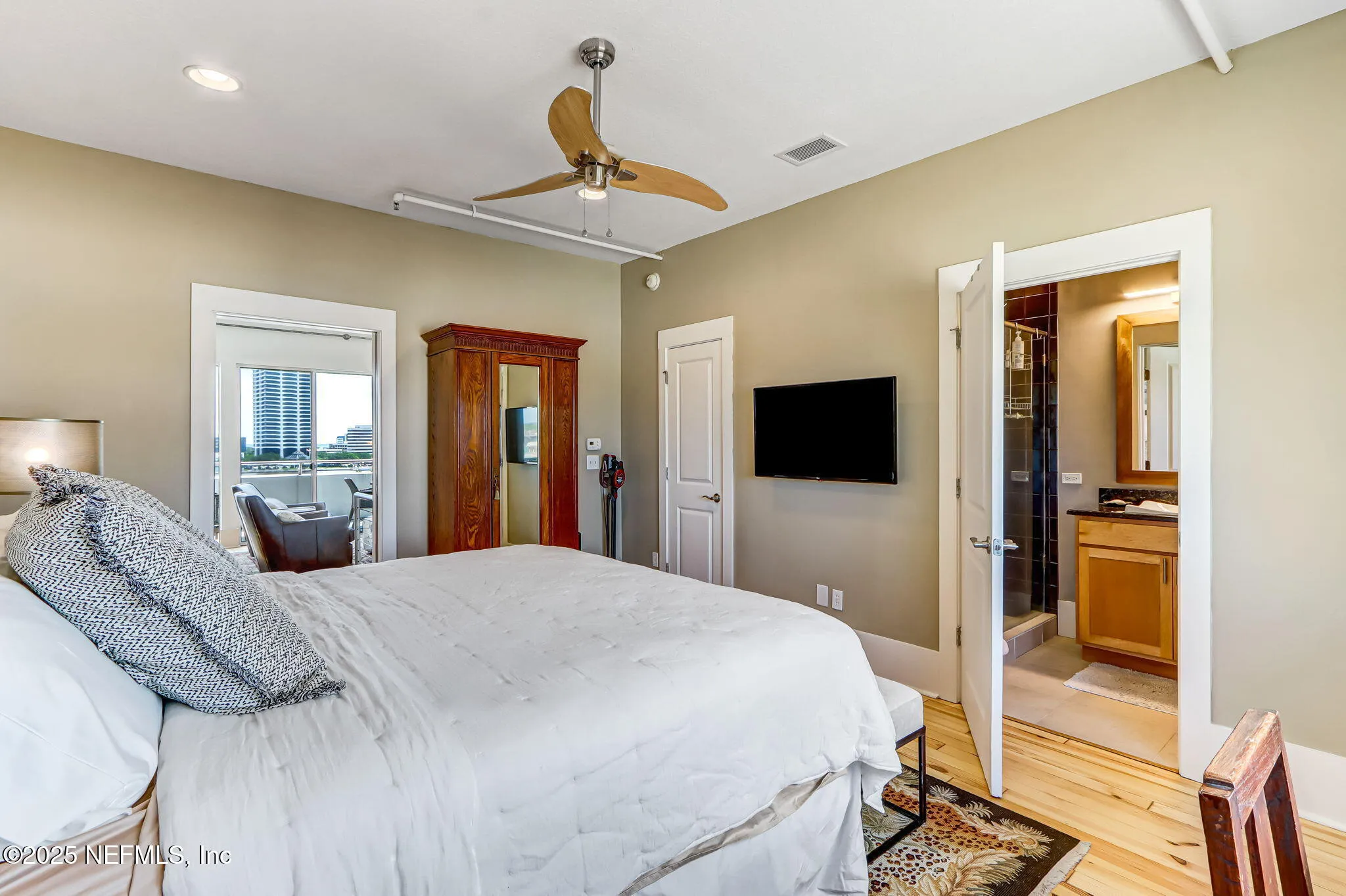 Jacksonville, Florida 32202, United States, 3 Bedrooms Bedrooms, ,3 BathroomsBathrooms,Residential,Active,105490