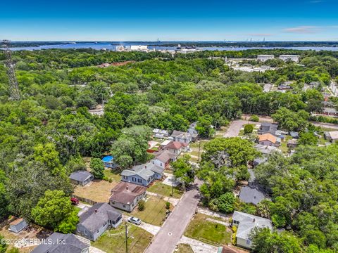 Photo of 271 E 48TH Street, Jacksonville, FL 32208 (MLS # 2150466)