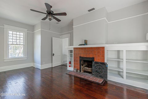 Photo of 1627-1629 LAURA Street, Jacksonville, FL 32206 (MLS # 2156639)