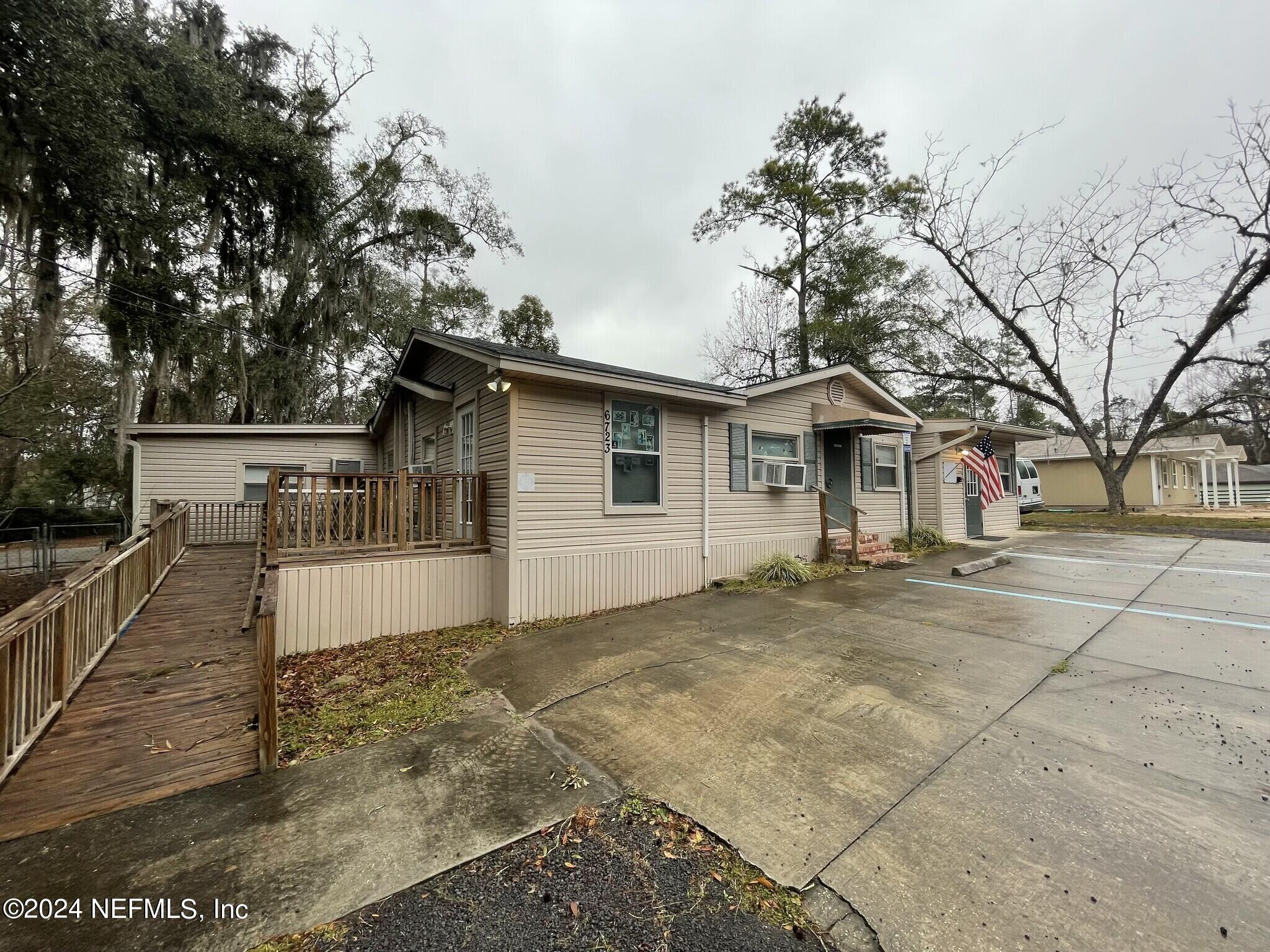 Jacksonville, FL home for sale located at 6723 Golfview Street, Jacksonville, FL 32210