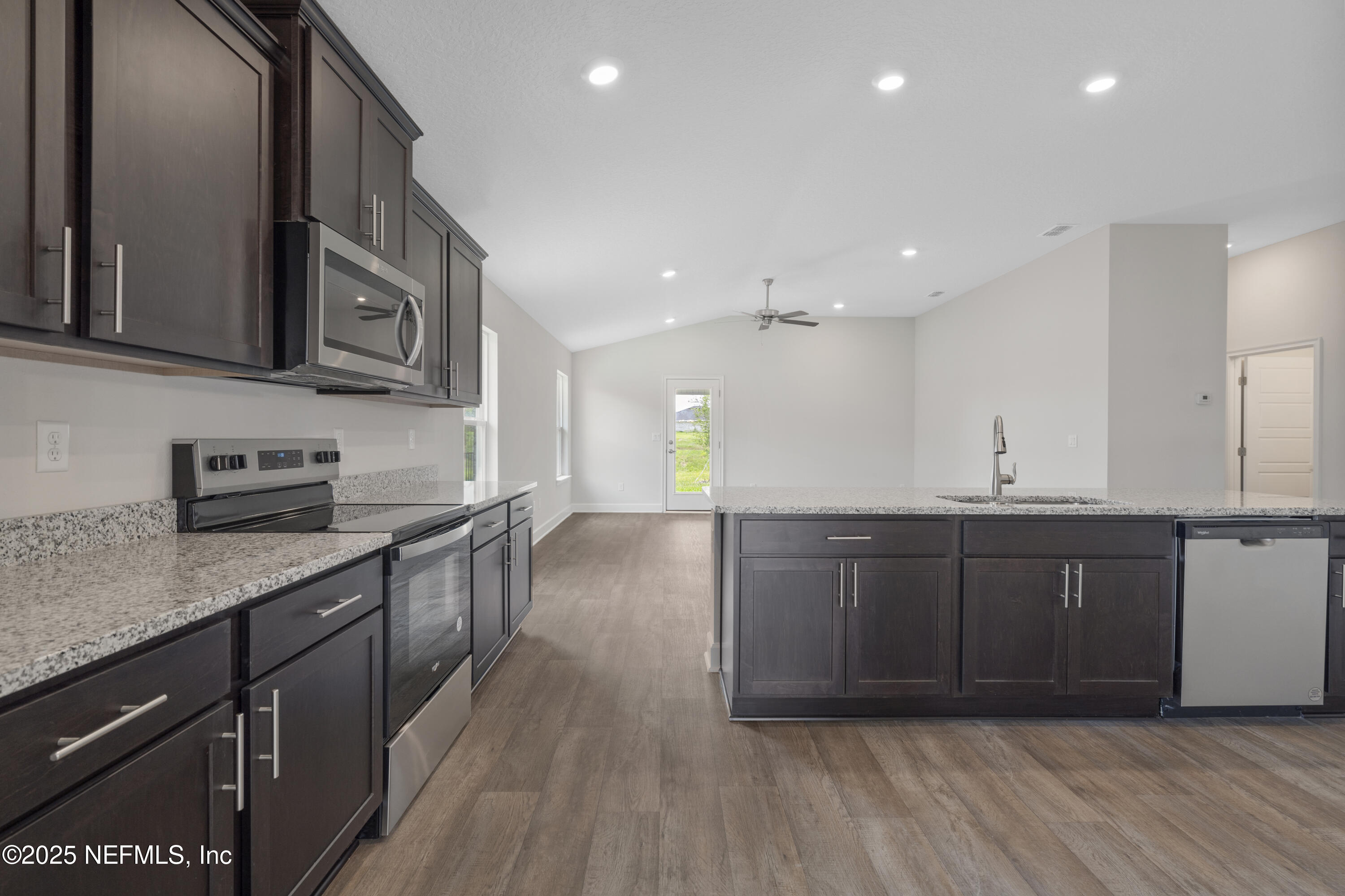 3165 FOREST VIEW Lane