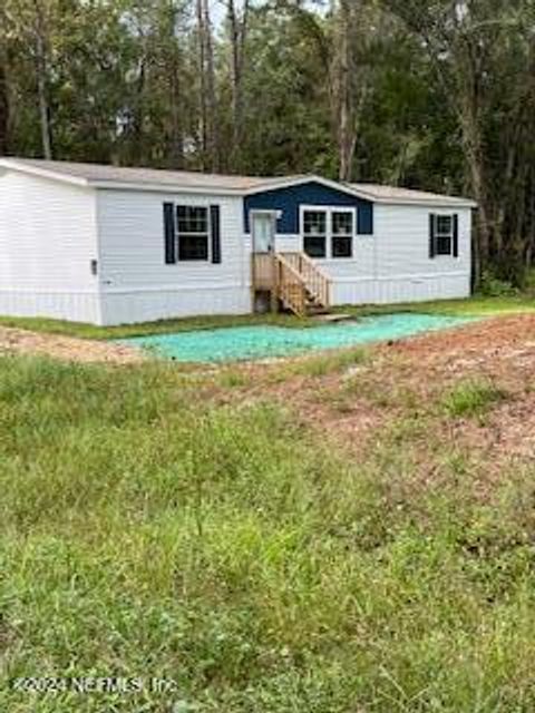 A home in Middleburg