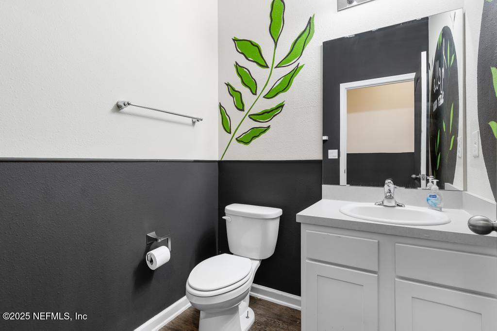 6476 BUCKING BRONCO Drive