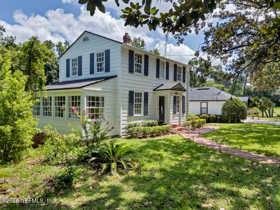 1503 LORIMIER Road