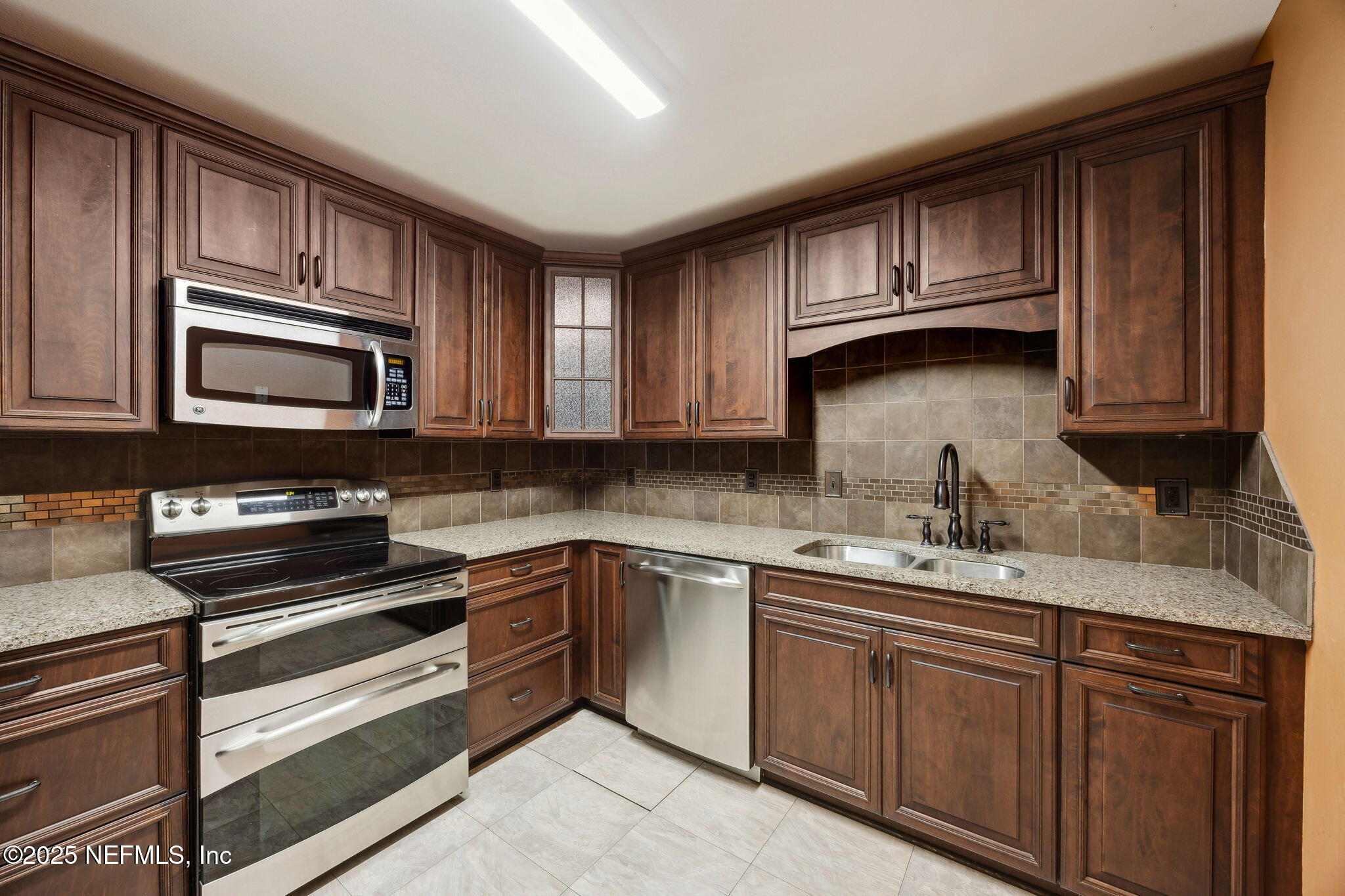 23699 BAHAMA Point 1115