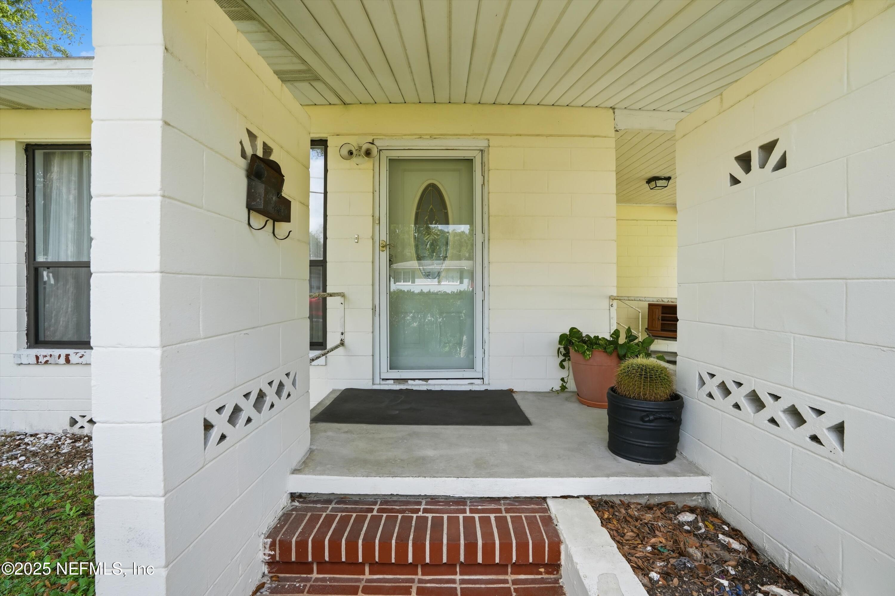 4550 ANVERS Boulevard