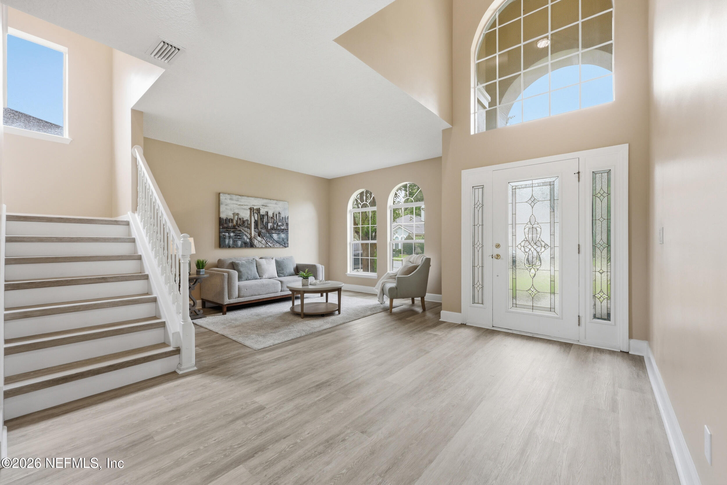 1643 MAJESTIC VIEW Lane