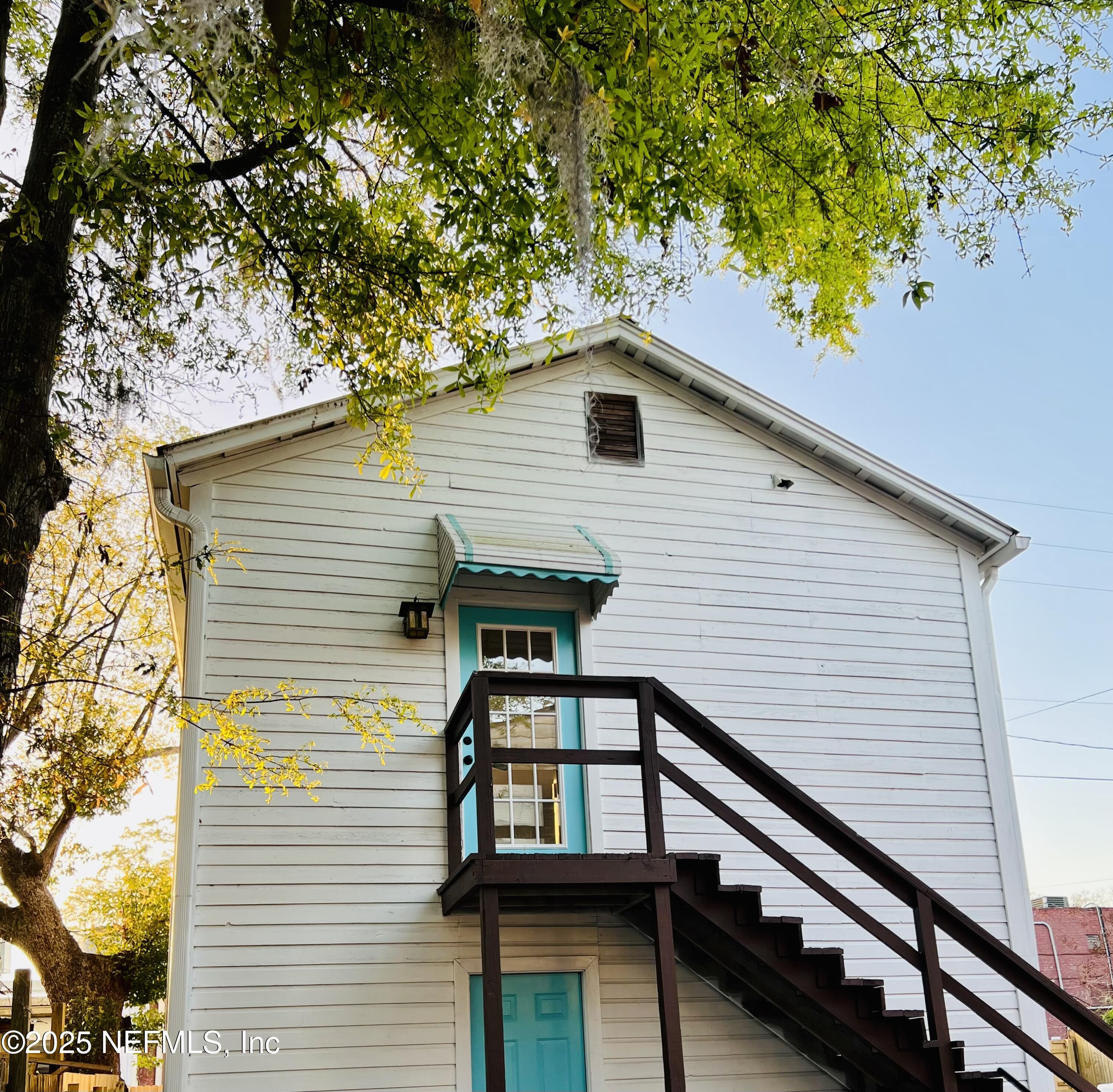 3568 RIVERSIDE Avenue C