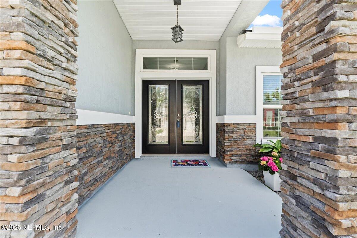 3521 GRAND VICTORIA Court