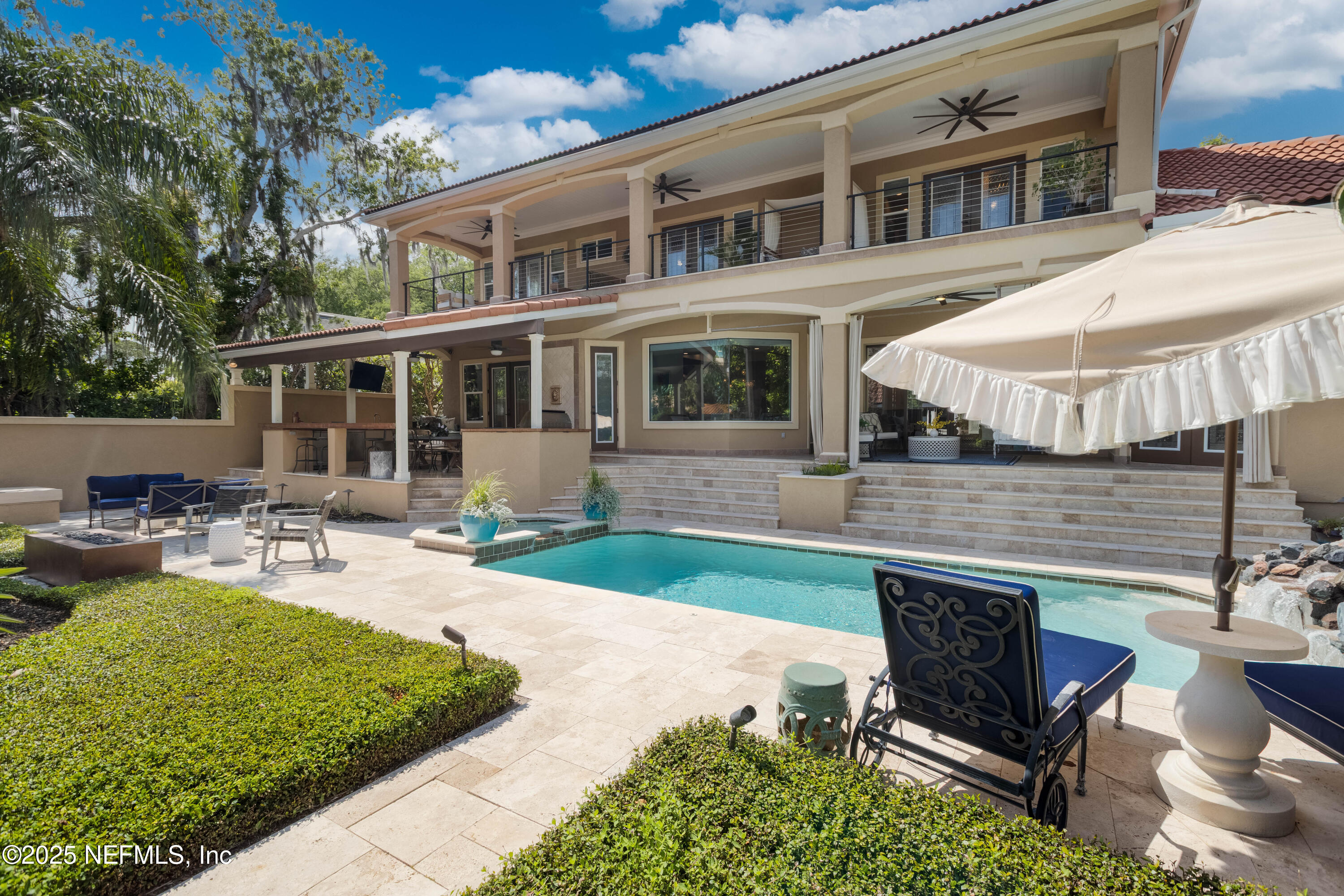 1868 CHRISTOPHER POINT Road S