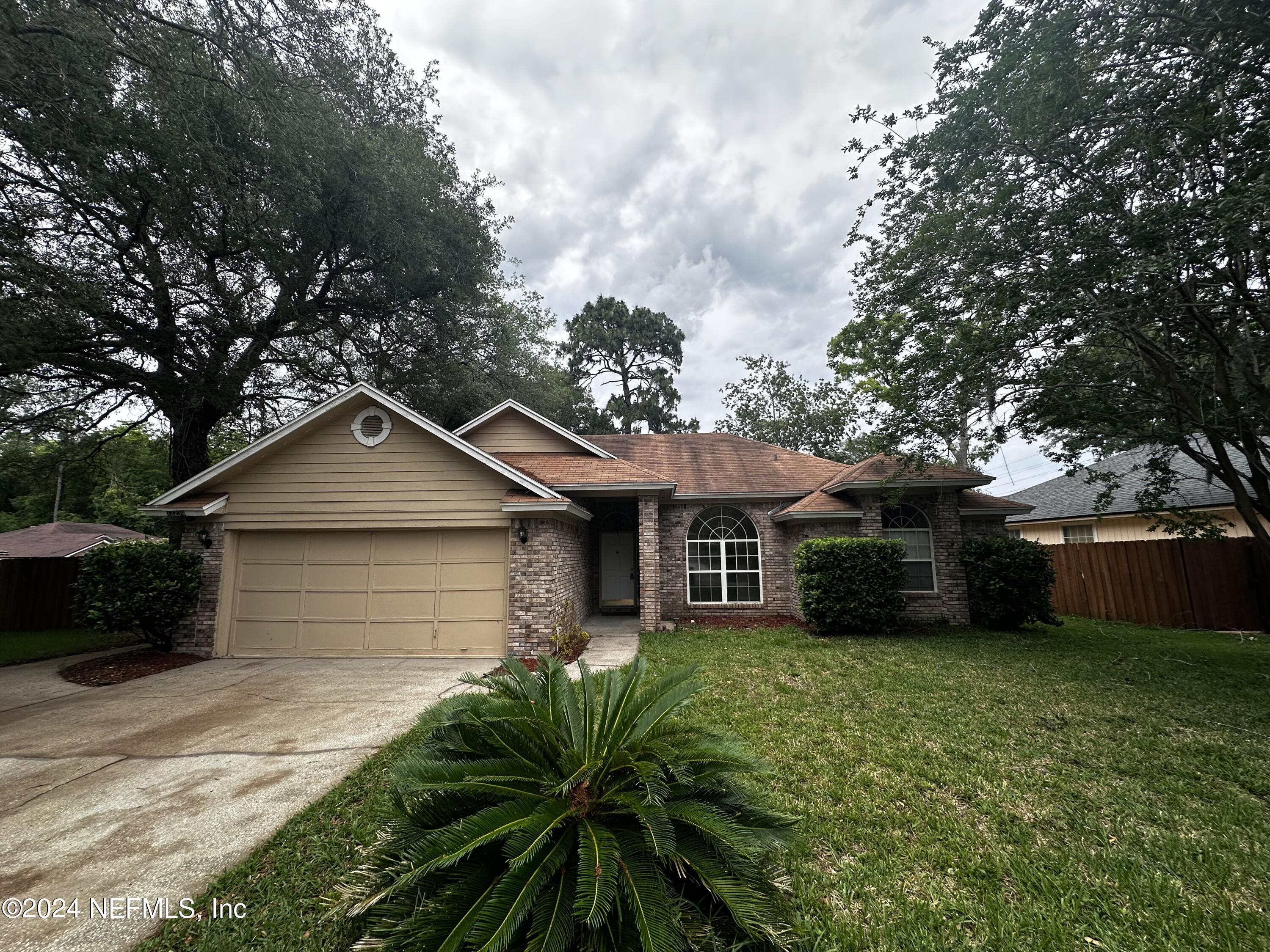 Jacksonville, FL home for sale located at 12239 Crabapple Cove Drive, Jacksonville, FL 32225