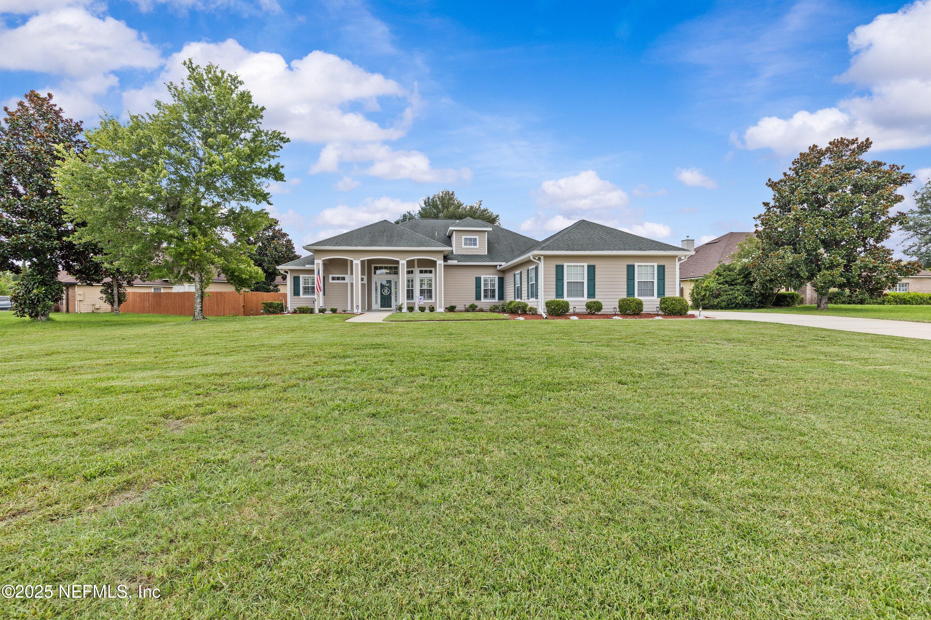 9662 RED SQUIRREL Lane