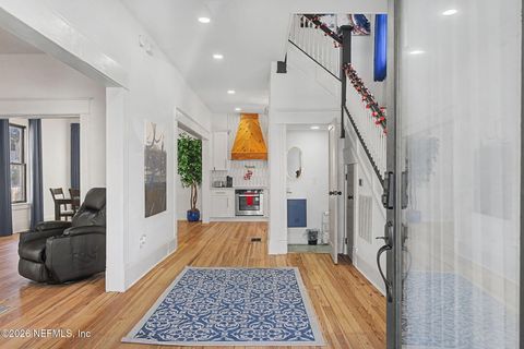 422 7TH Street W Jacksonville FL 32206