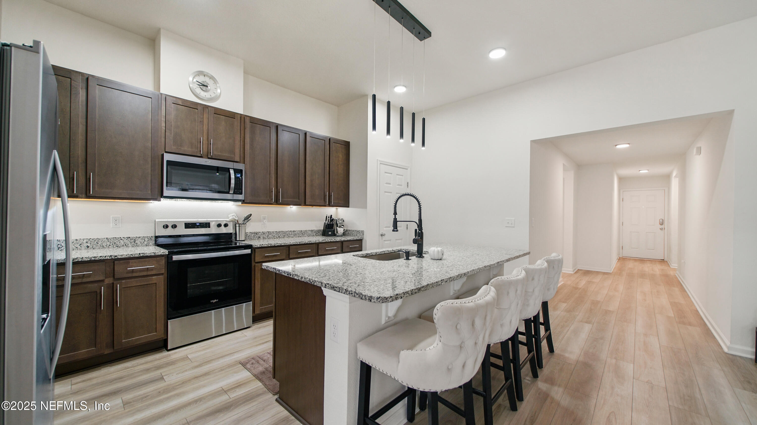 1017 PANTHER LK Parkway