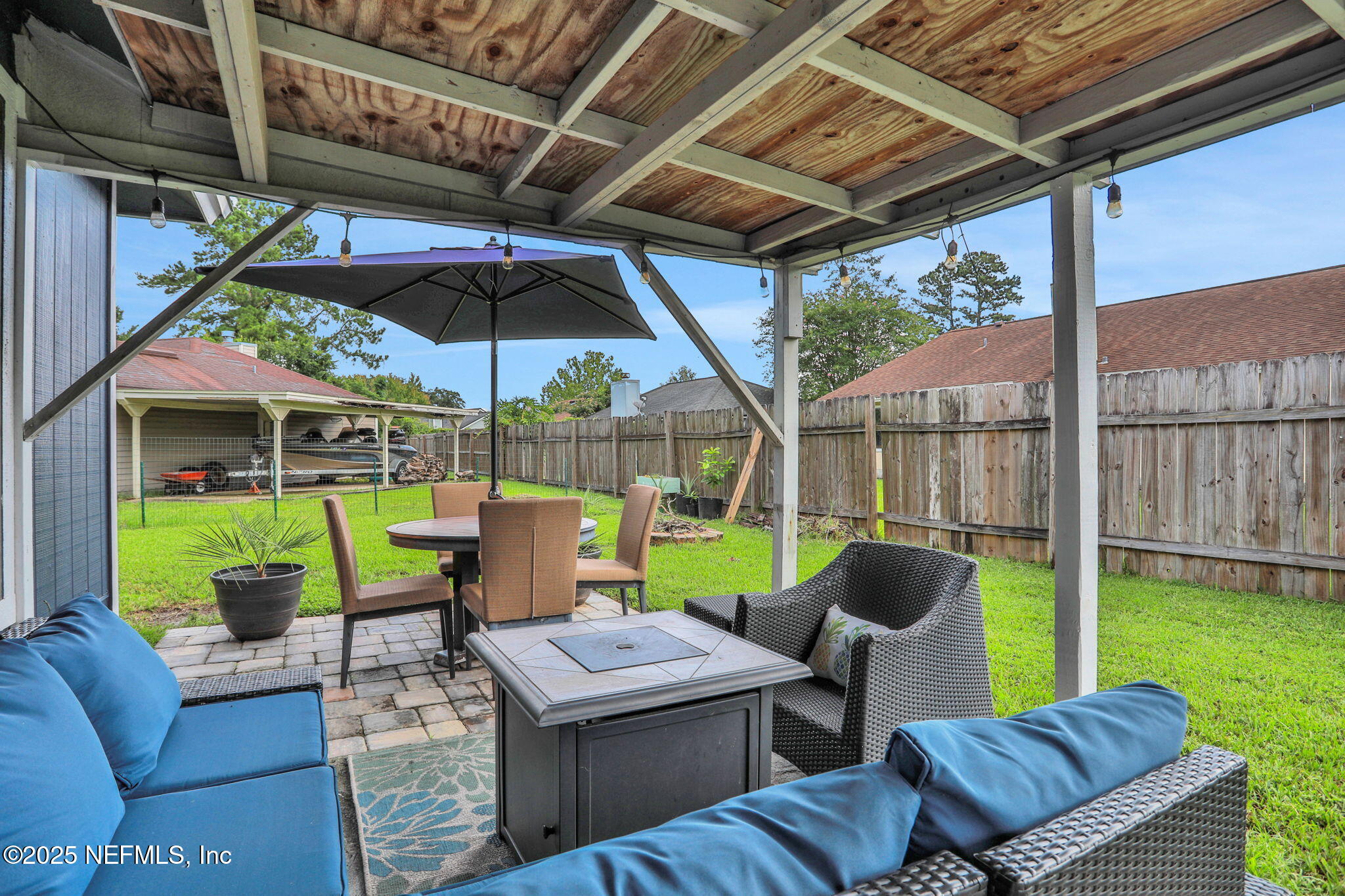 7961 EVENING FLOWER Lane