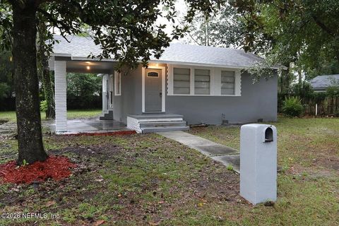 Photo of 9061 MONROE Avenue, Jacksonville, FL 32208 (MLS # 2151103)