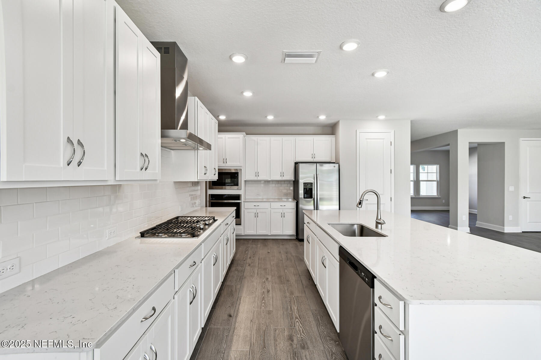 75500 DRIFTWOOD Court