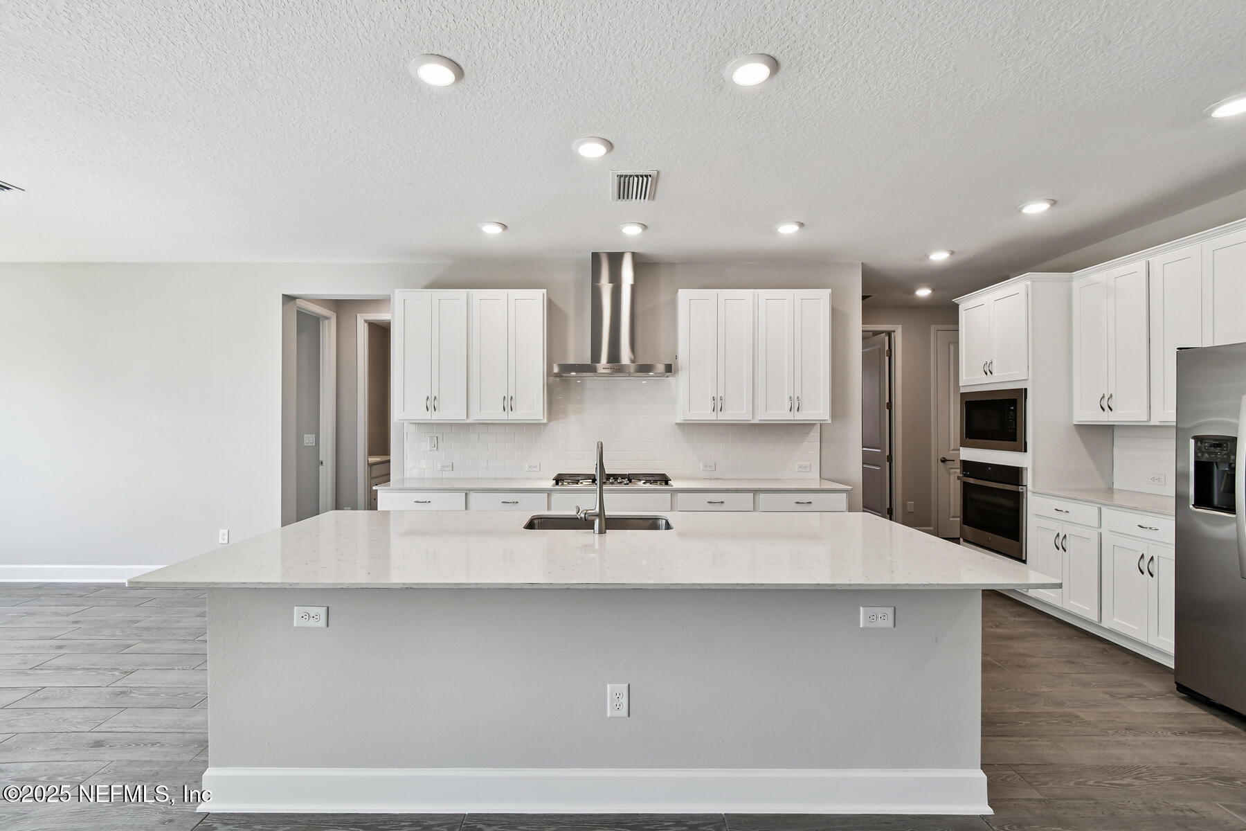 75500 DRIFTWOOD Court