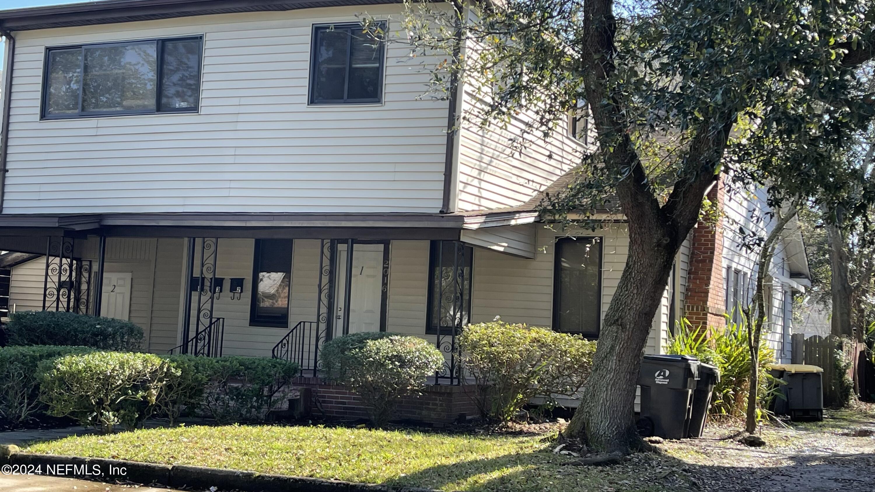 2016 DELLWOOD Avenue