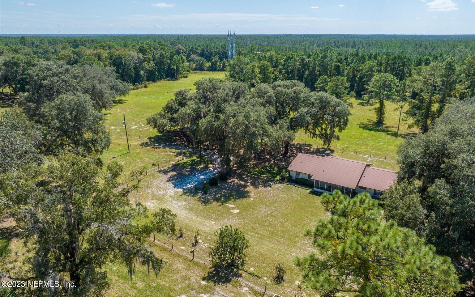 Photo 12 of 40 of 1360 S STATE RD 19 land