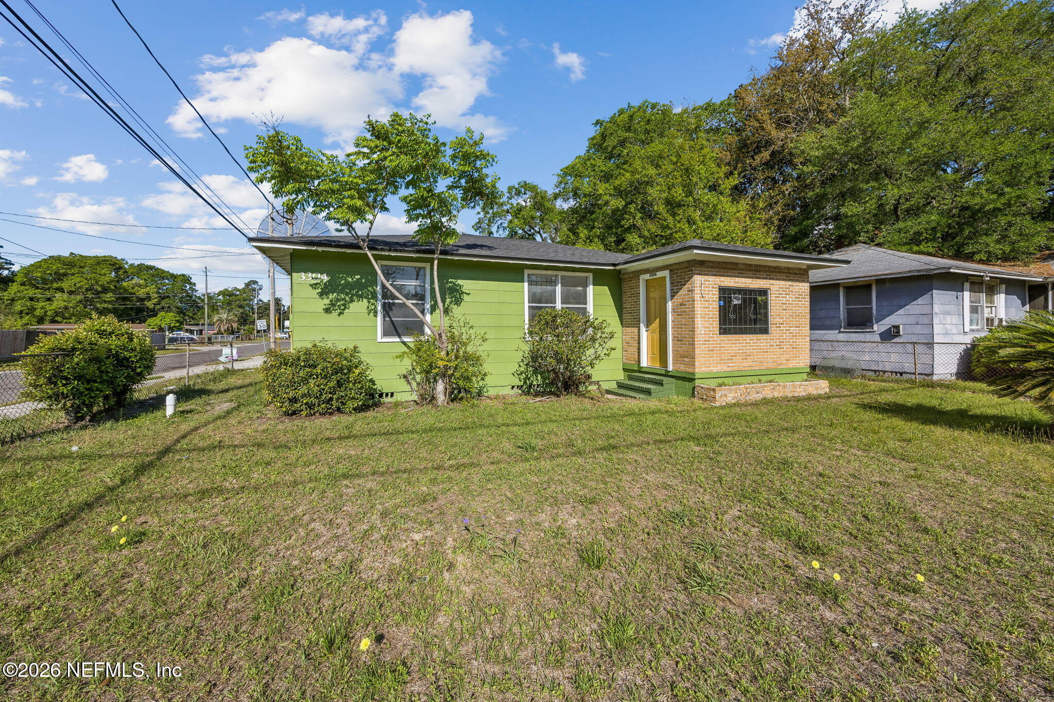 3304 DIVISION Street