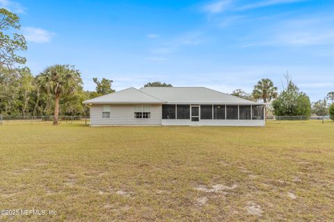 A home in Interlachen