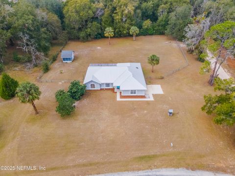 A home in Interlachen