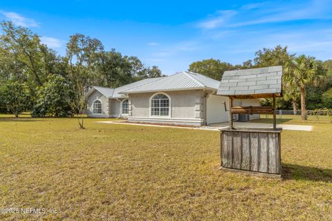 A home in Interlachen