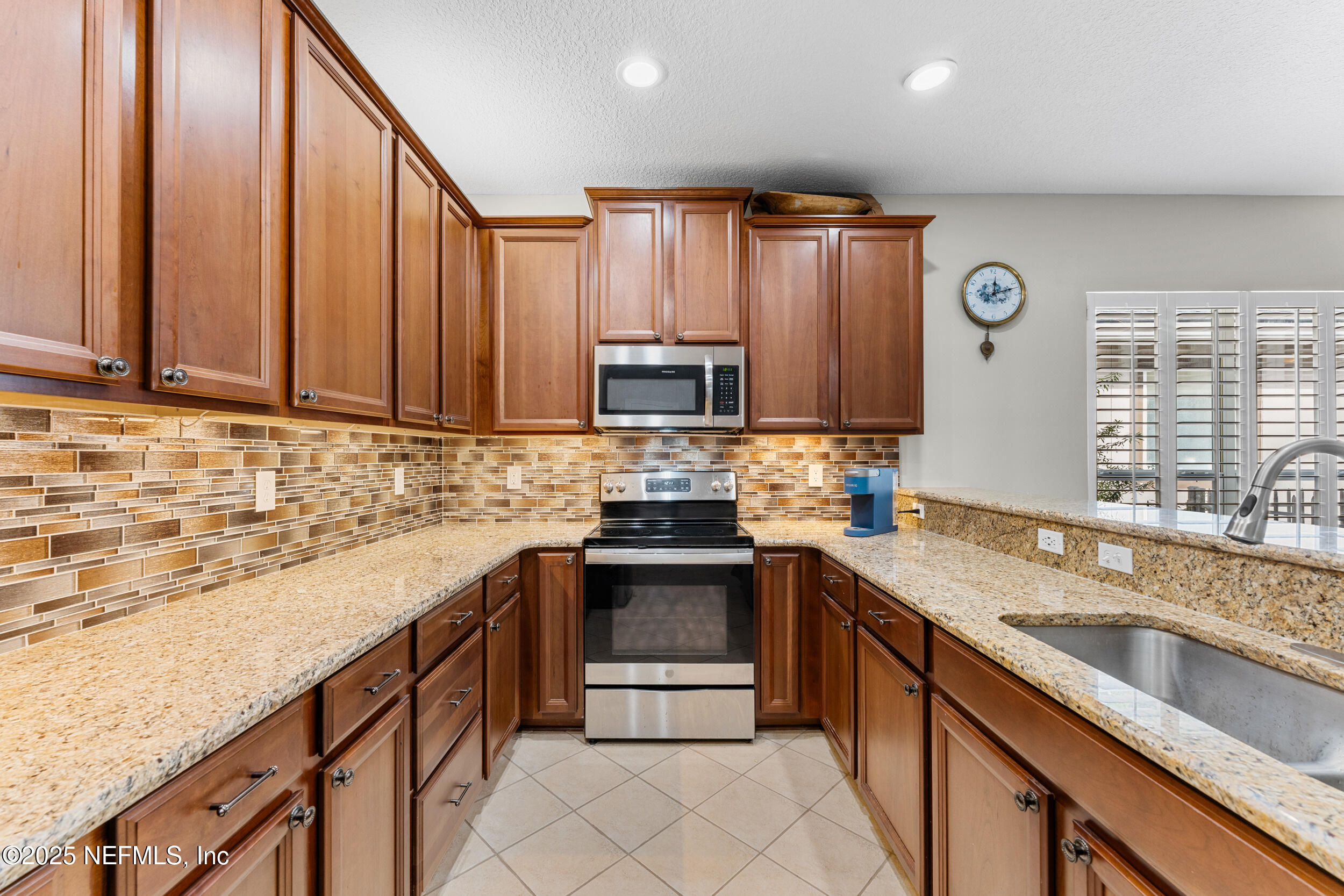 96169 LONG BEACH Drive