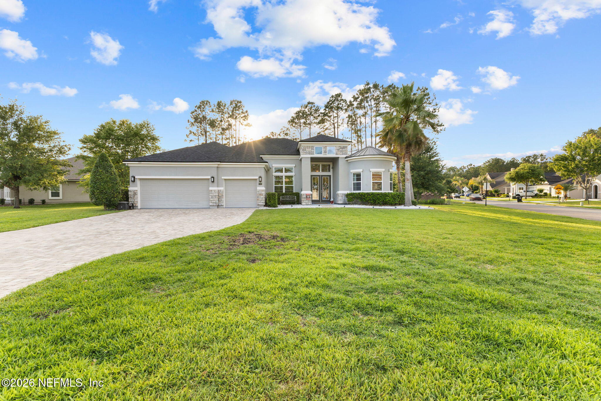 2505 CLUB LAKE Drive