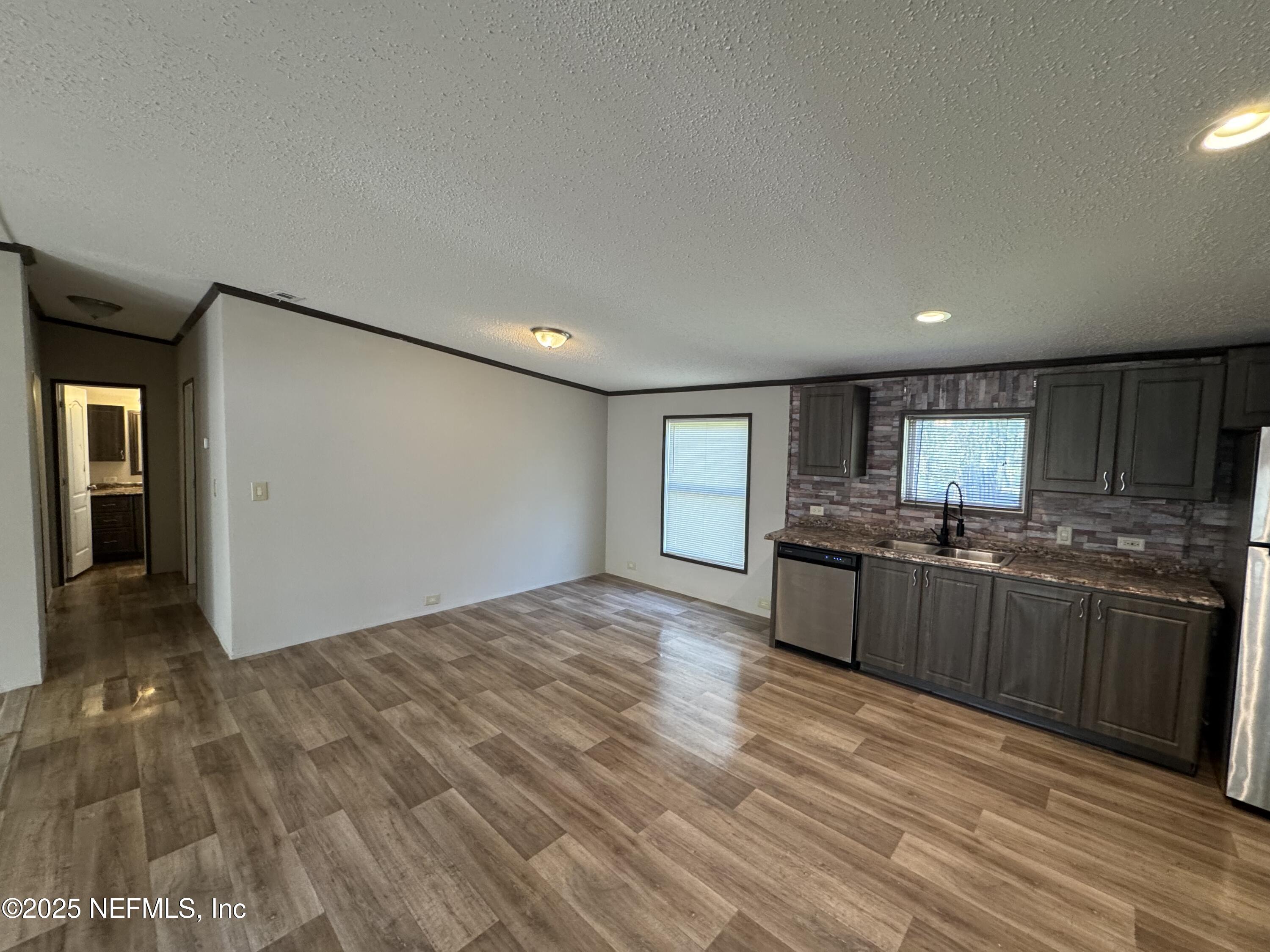 10245 W DEEP CREEK Boulevard