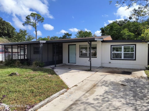 Photo of 3437 BROCKWAY Road, Jacksonville, FL 32250 (MLS # 2162551)