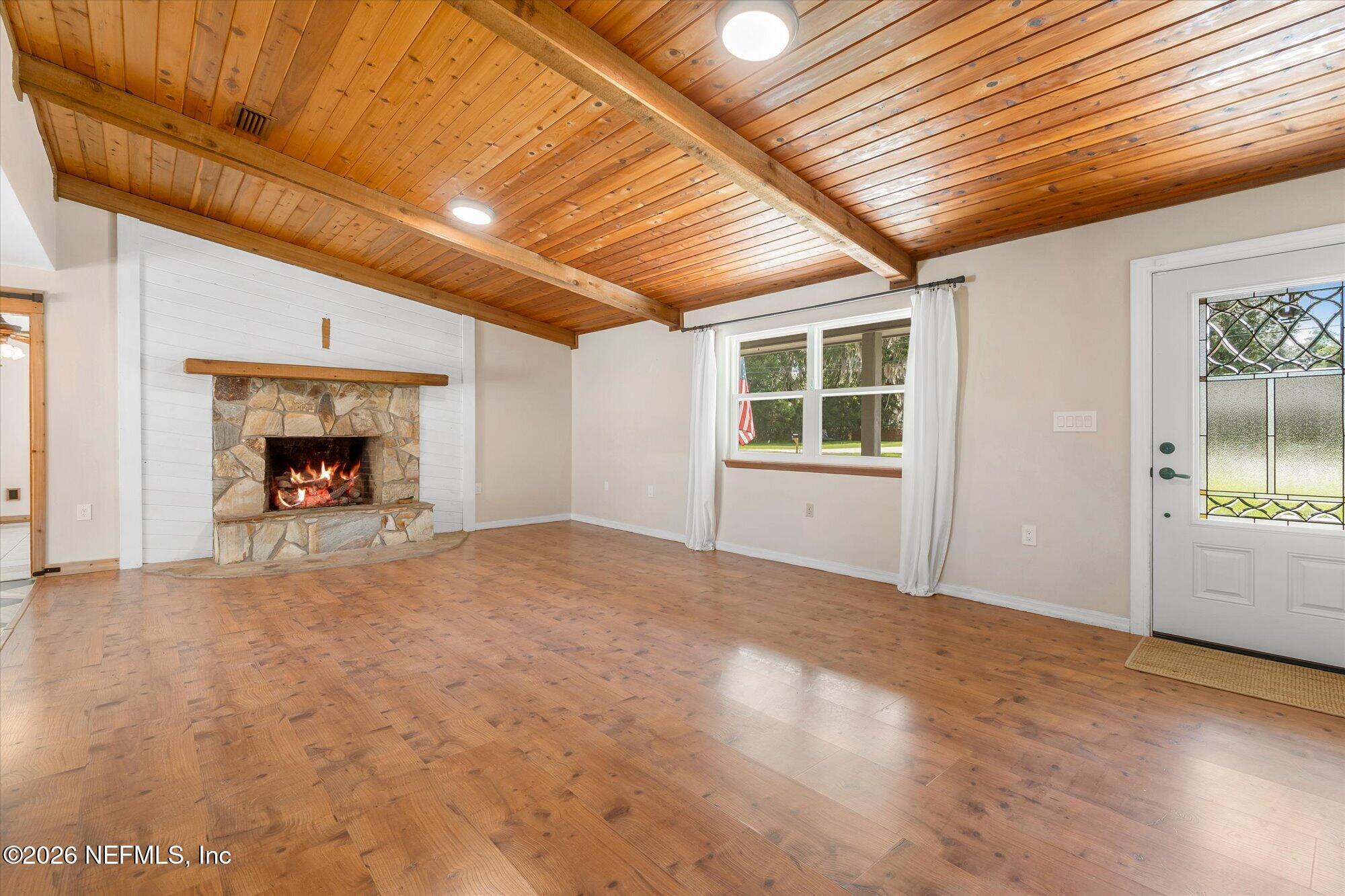 109 OAK TREE Lane