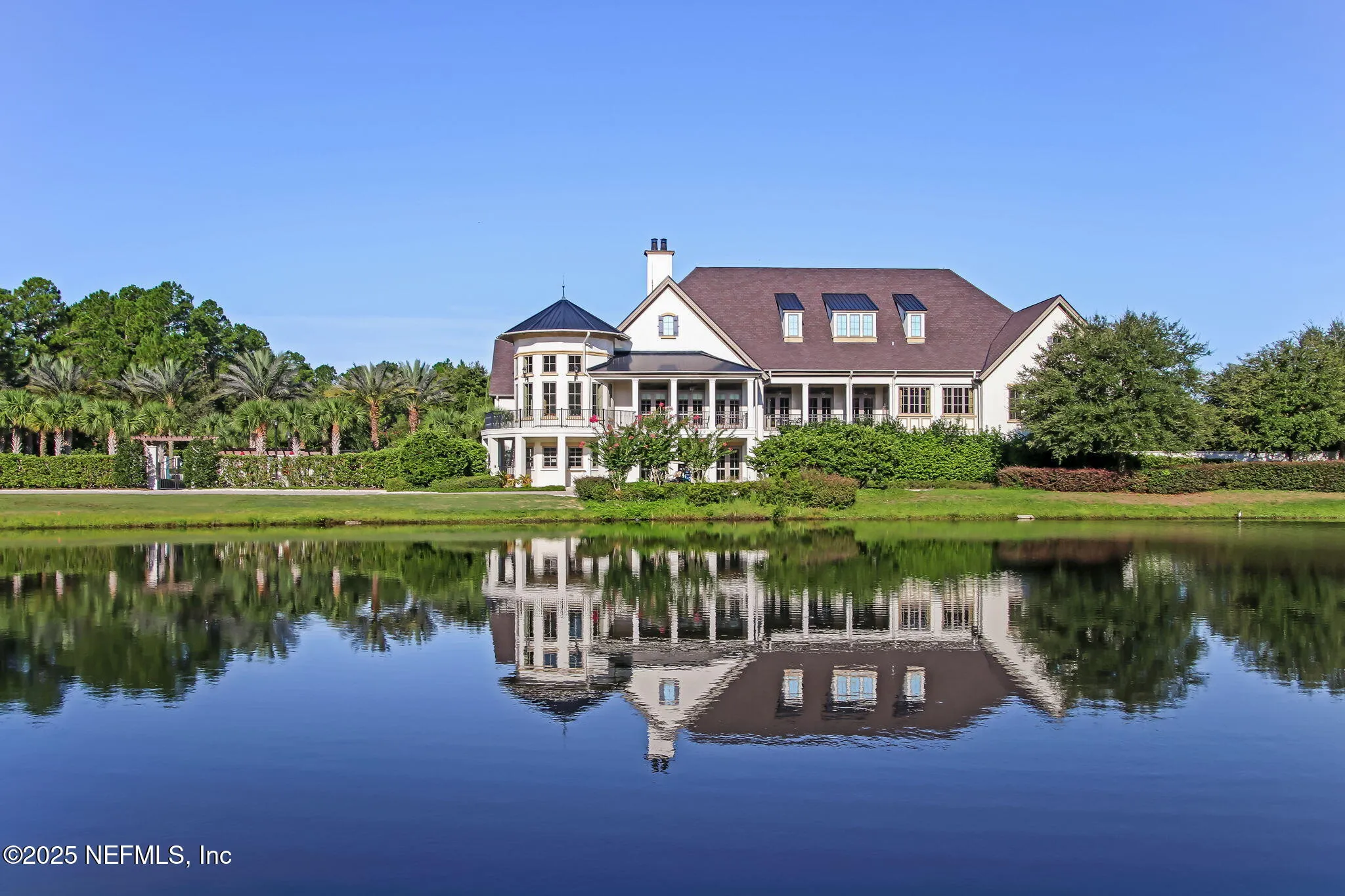 Fernandina Beach, Florida 32034, United States, 4 Bedrooms Bedrooms, ,3 BathroomsBathrooms,Residential,Active,241189