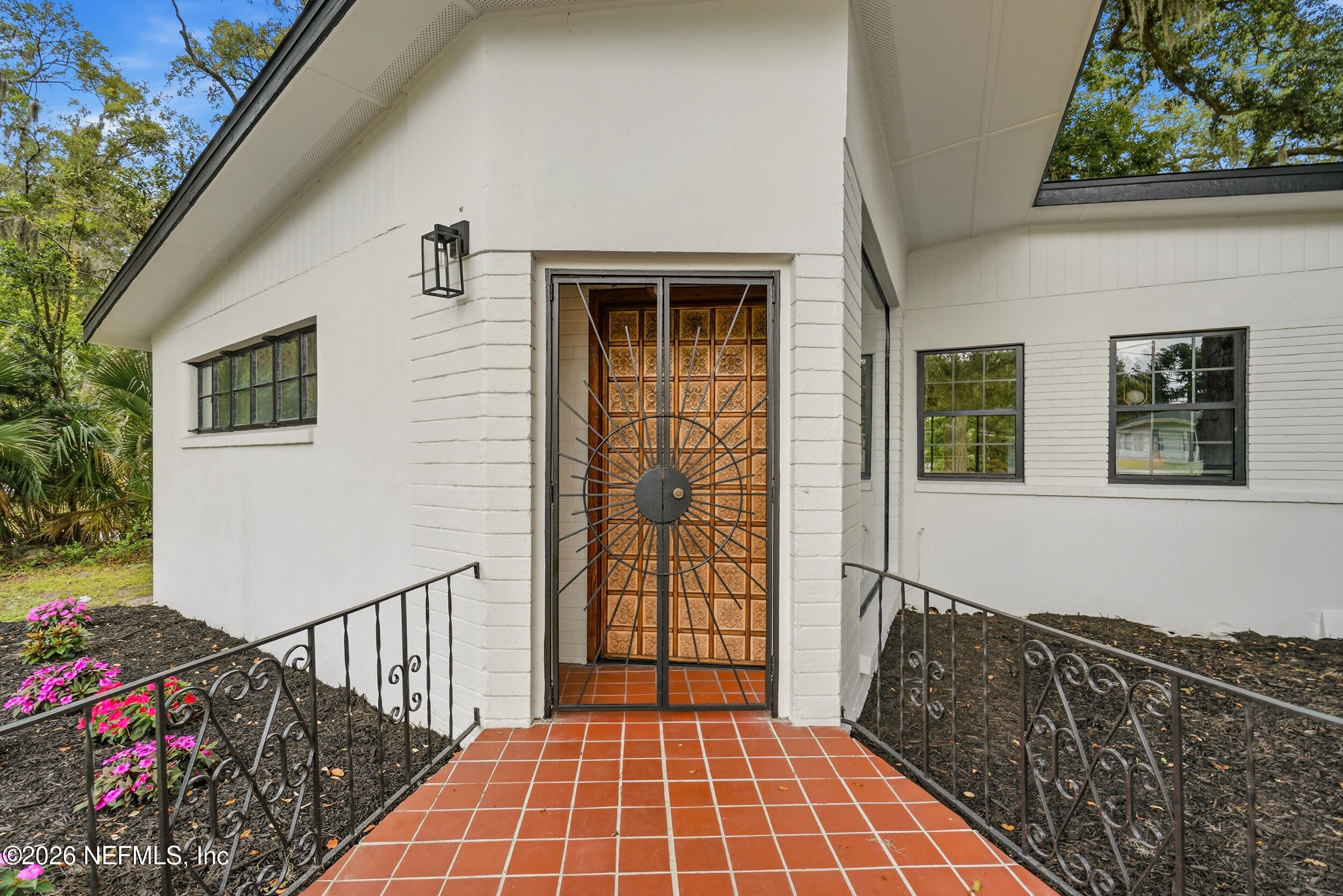5388 ROLLINS Avenue