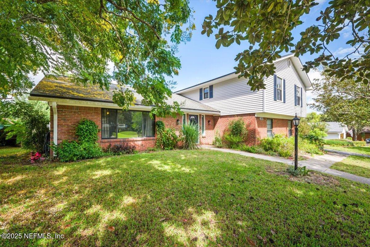 2608 RIDGECREST Avenue