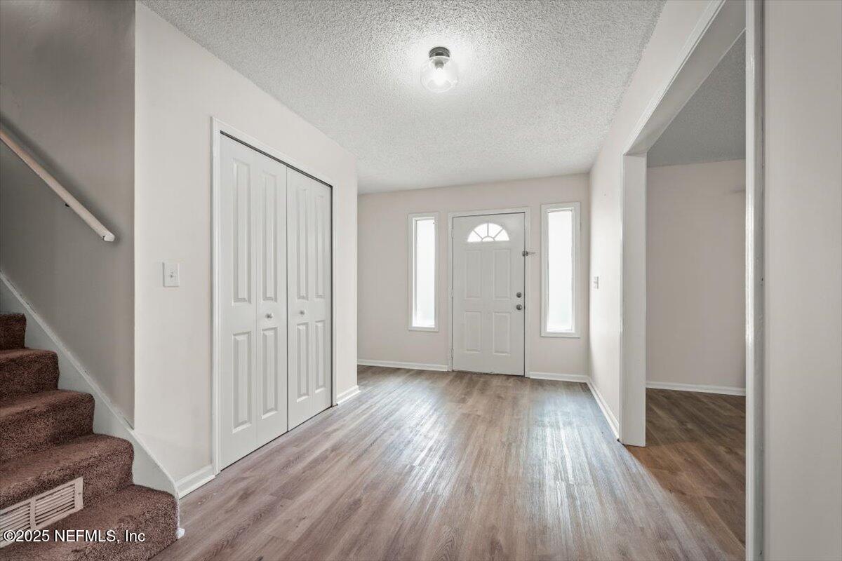 2608 RIDGECREST Avenue